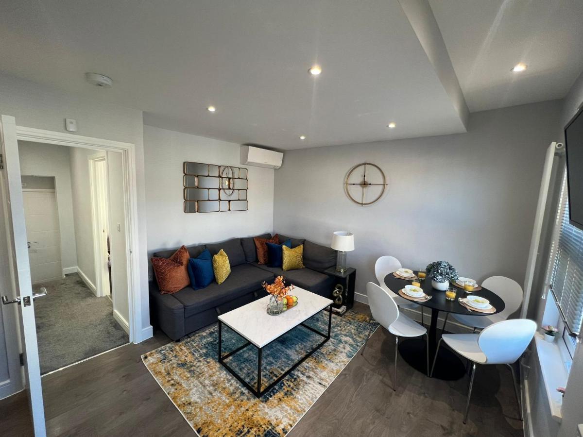 Aisiki Apartments At Stanhope Road, North Finchley, Airconditioned Multiple 2 Or 3-Bedroom, Pet-Friendly Duplex Flats, King Or Twin Beds, Airconditioned & Free Wi-Fi Екстер'єр фото