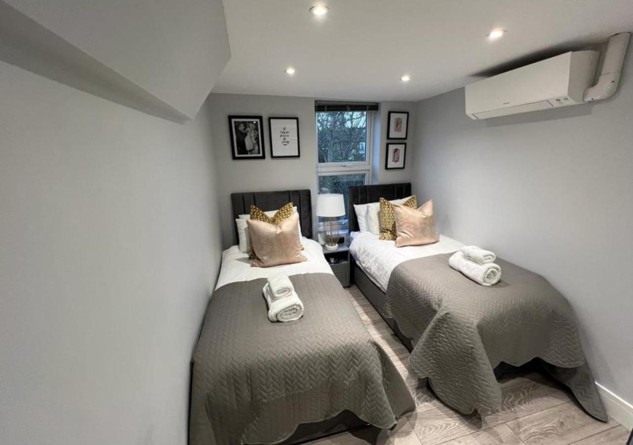 Aisiki Apartments At Stanhope Road, North Finchley, Airconditioned Multiple 2 Or 3-Bedroom, Pet-Friendly Duplex Flats, King Or Twin Beds, Airconditioned & Free Wi-Fi Екстер'єр фото