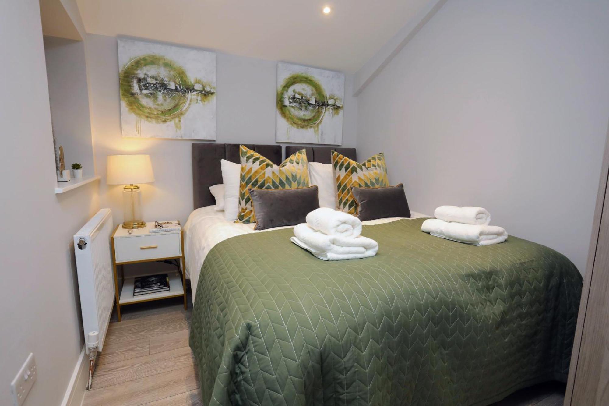 Aisiki Apartments At Stanhope Road, North Finchley, Airconditioned Multiple 2 Or 3-Bedroom, Pet-Friendly Duplex Flats, King Or Twin Beds, Airconditioned & Free Wi-Fi Екстер'єр фото