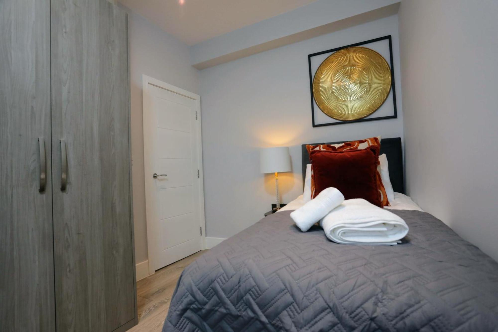 Aisiki Apartments At Stanhope Road, North Finchley, Airconditioned Multiple 2 Or 3-Bedroom, Pet-Friendly Duplex Flats, King Or Twin Beds, Airconditioned & Free Wi-Fi Екстер'єр фото